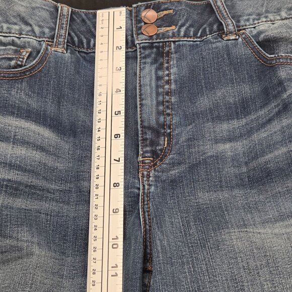 Lane Bryant Women's Denim Jeans Bootcut Low Rise Blue Size 16 Classic - Picture 12 of 12